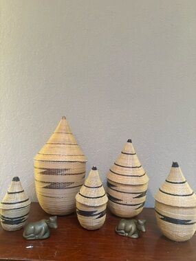 Vintage Wicker Nesting Bowls